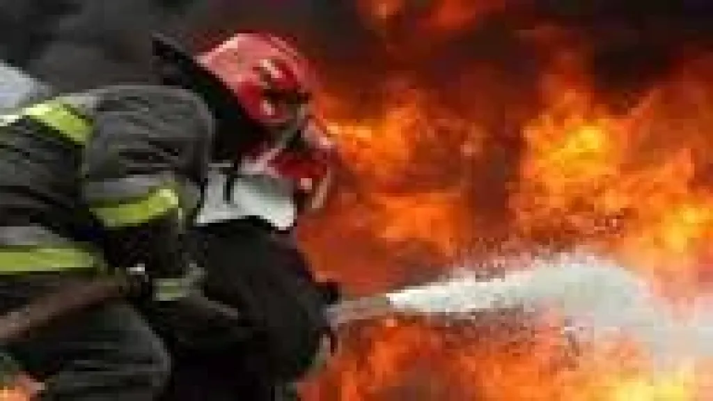 إصابة طالبة أجنبية إثر حريق بشقتها السكنية في الاسكندرية