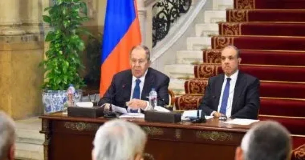 مشاورات سياسية بين وزيرى الخارجية المصرى والروسي بالقاهرة