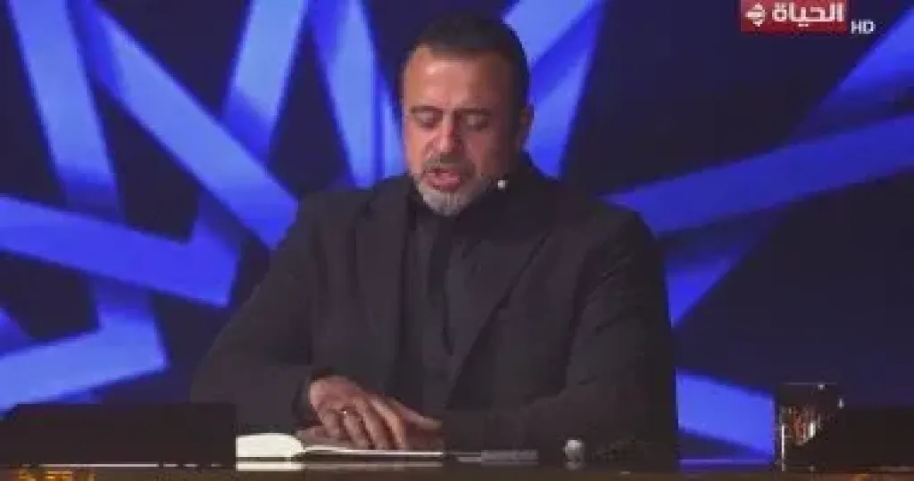 دولة التلاوة.. مصطفى حسنى لمتسابق: كمل بنفس مجهودك وهتشوف مكافآت ربنا ليك