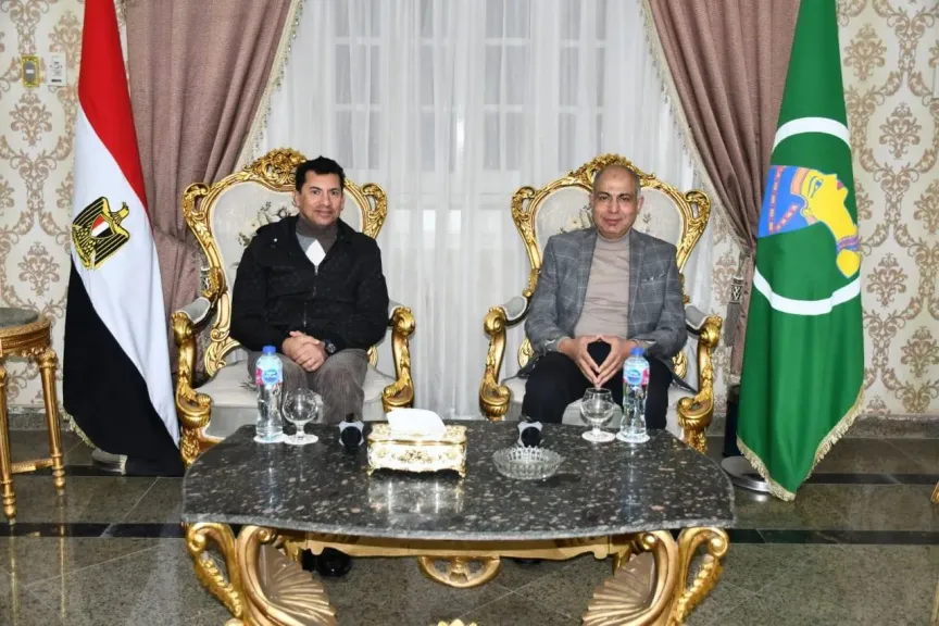 وزير الشباب ومحافظ المنيا يفتتحان ملتقى التوظيف الخامس بأبوقرقاص لتوفير 4 آلاف فرصة عمل