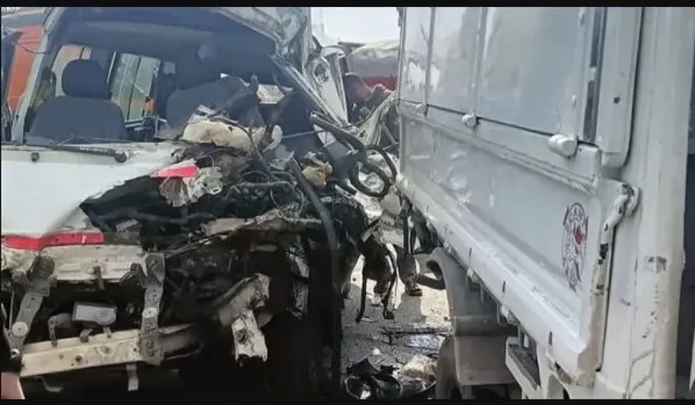 إصابة 7 أشخاص إثر إصطدام سيارتين بصحراوى البحيرة