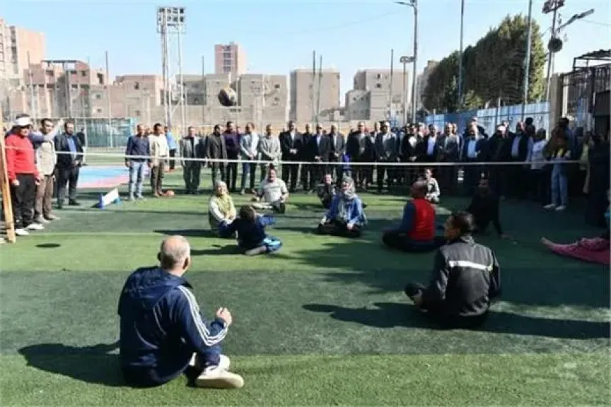 وزير الرياضة ومحافظ المنيا يقوما بجولة تفقدية في مركز التنمية الشبابية بدير مواس