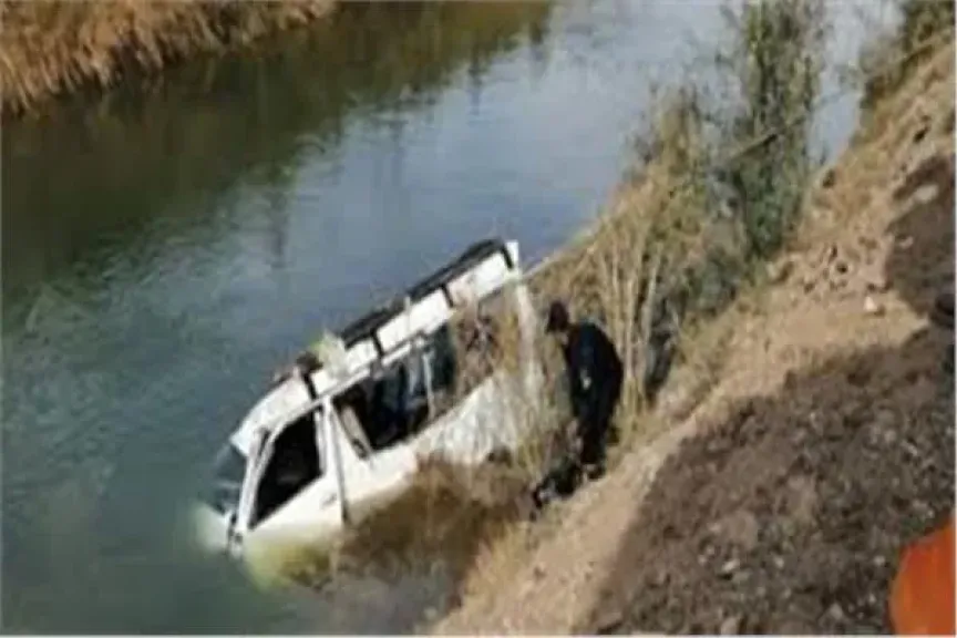 مصرع شاب وإصابة آخر في حادث انقلاب سيارة داخل ترعة بقنا