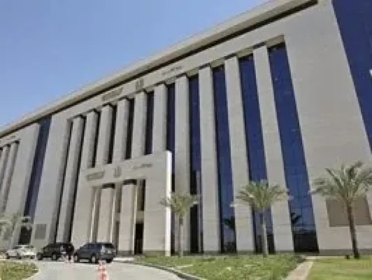 النقل تعلن تدبير 150 رأس جرار و 153 نصف مقطورة ورفع كفاءة 150 سيارة