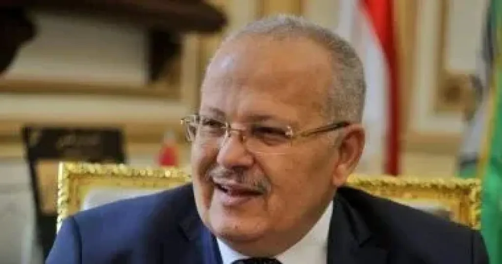 رئيس جامعة القاهرة يهنئ محمد الخشت بتكريمه بجامعة السوربون