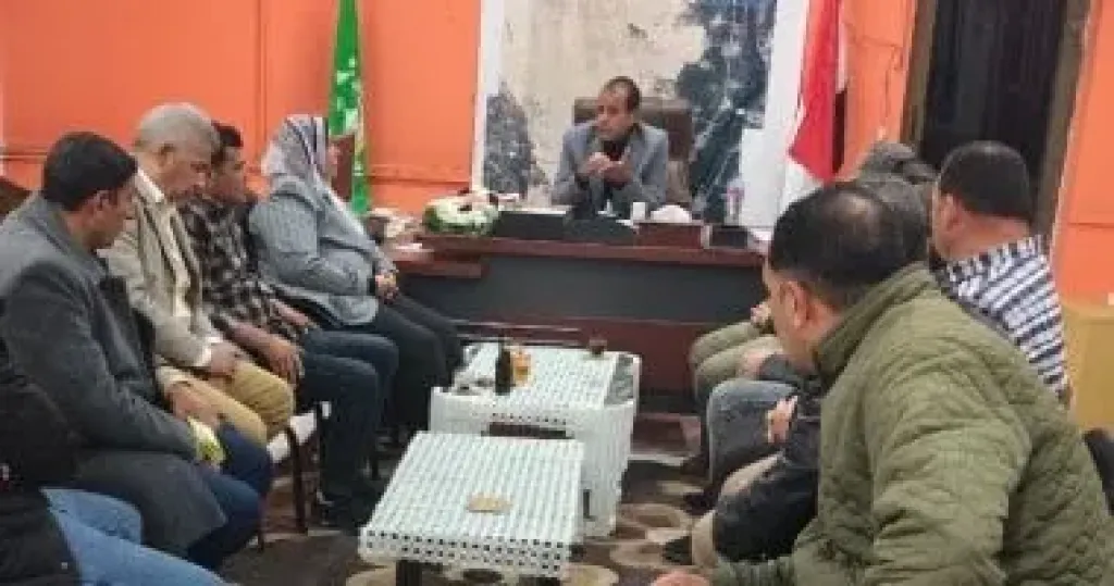 رئيس مركز ومدينة العياط يشدد على الانضباط ومواجهة الإشغالات ومخالفات البناء