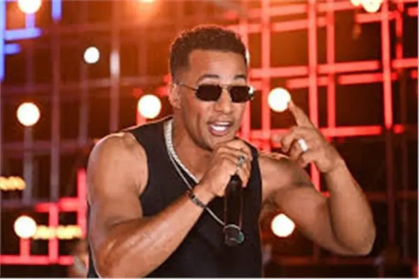 محمد رمضان ينشر أول صورة من كواليس الأغنية الرسمية لأمم أفريقيا