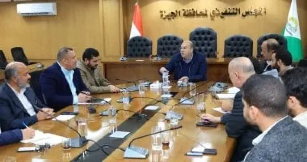 نائب محافظ الجيزة يتابع مراحل تشغيل محطات رفع الصرف بأبو النمرس وحى جنوب