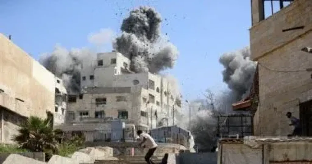 الاحتلال يواصل خرق اتفاق وقف إطلاق النار بقصف مدينة غزة وشرق خان يونس