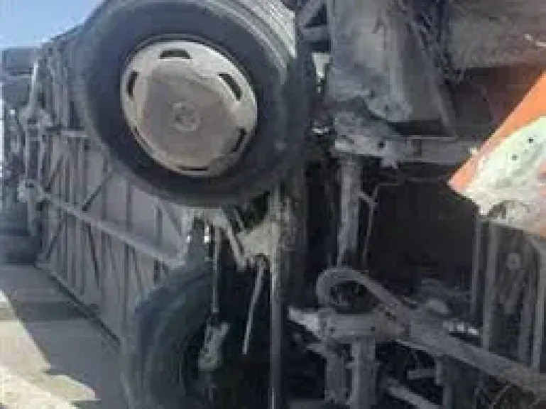 إصابة 14 عاملا فى حادث انقلاب أتوبيس بالشرقية