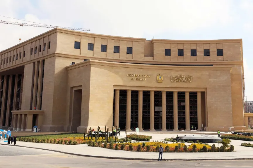 42.8% زيادة فى تحويلات المصريين العاملين بالخارج خلال الشهور العشر الأولى من عام 2025