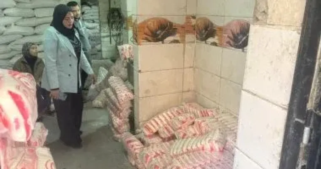 حملة تموينية مكبرة بالقاهرة تضبط مخالفات في تعبئة السكر وتجميع دقيق مدعم