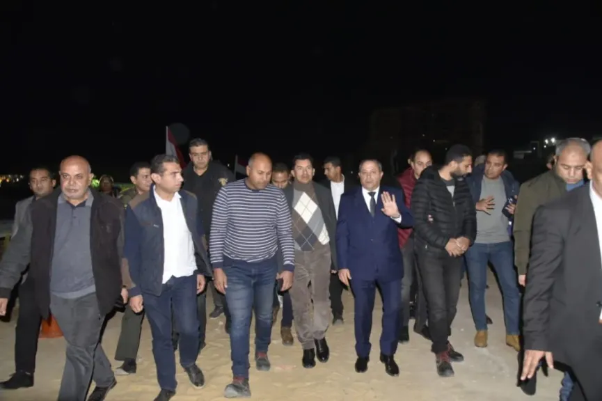 وزير الشباب ومحافظ بورسعيد يتفقدان استاد النادي المصري الجديد للوقوف على آخر الاستعدادات قبل الافتتاح