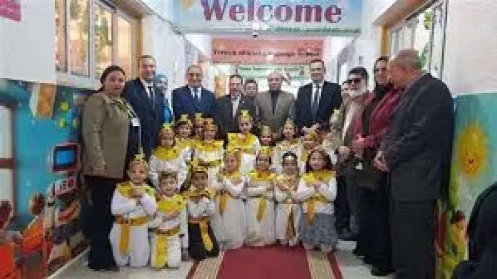 وكيل تعليم الدقهلية يفتتح معرض ”شارك” الخيري