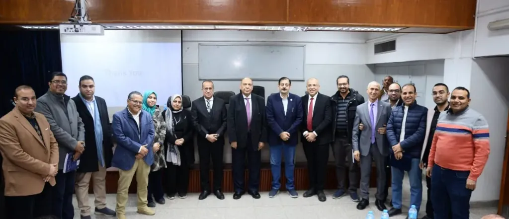 قسم التخدير بجامعة أسيوط يُتوج ورشة عمله الـ١٣ بتكريم الحاصلين على دبلومة علاج الألم