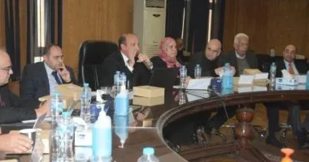 مجلس قصر العينى يناقش سياسات تحديد ضوابط حجز الحالات ونطاق تقديم الخدمات