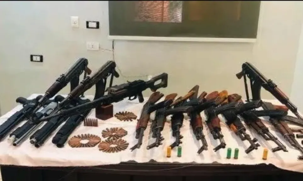 خلال يوم.. ضبط 252 قطعة سلاح أبيض خلال حملات أمنية