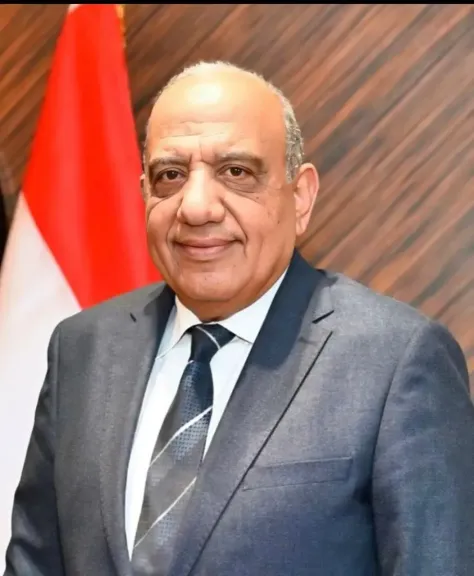 وزير الكهرباء يهنئ العاملين بعيد الأضحى المبارك