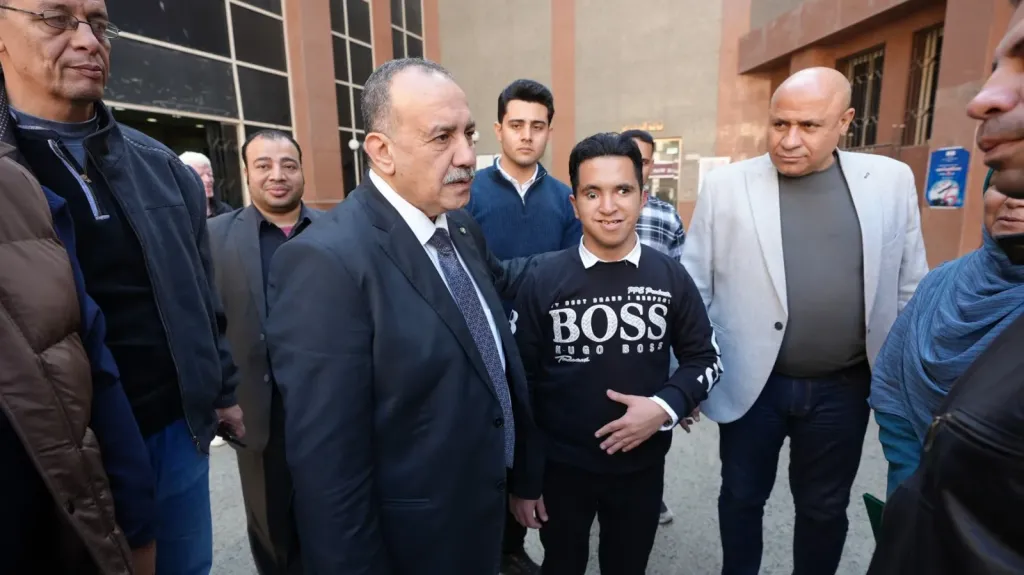 محافظ أسيوط يتفقد قصر الثقافة ومشغل الخزف ويؤكد: الثقافة ركيزة أساسية لبناء