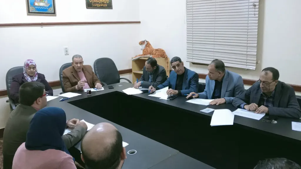 تعليم أسيوط تستكمل مقابلات المرشحين للمبادرة الرئاسية ”اعداد 1000 معلم