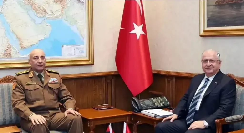 وزير الداخلية التركي: فقدان الاتصال مع طائرة كانت تقل رئيس الأركان التابع للمجلس الرئاسي الليبي