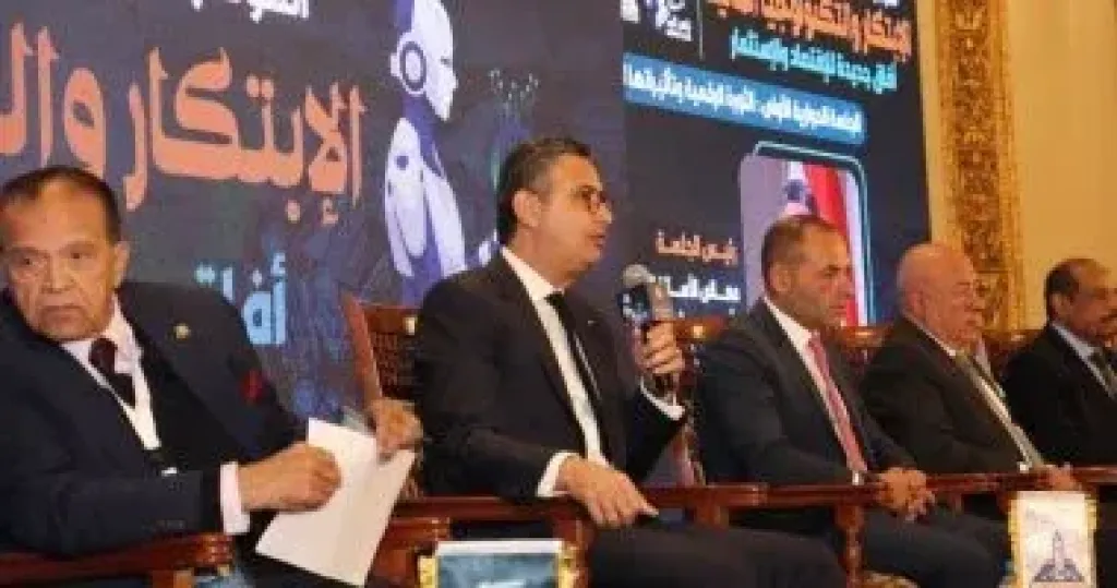 رئيس البورصة المصرية: مفاجآت سارة مطلع العام حول استخدام التكنولوجيا المالية