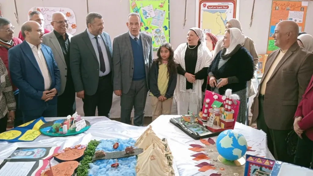 مدير تعليم أسيوط يشهد حفل مبادرة توجيه الدراسات الاجتماعية ” على بساط الريح