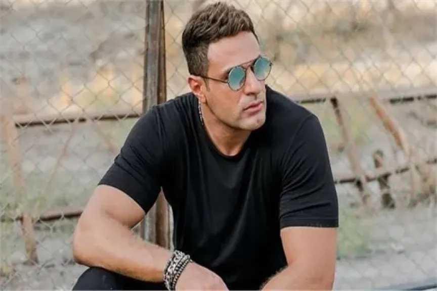 الحبس والغرامة للمتهمة بسب وقذف الفنان محمد نور