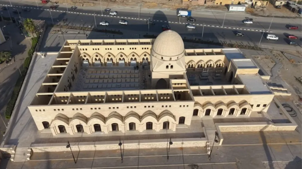 محافظة القاهرة تعلن  قريبا عن افتتاح مقابر تحيا مصر للخالدين  بمنطقة عين الصيرة |صور