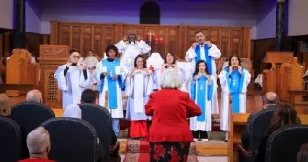 الكنيسة الأسقفية توفر ترجمة فورية بلغة الإشارة المصرية لصلوات عيد الميلاد