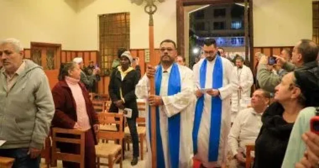 أجراس كاتدرائية العذراء مريم للأقباط الكاثوليك بمدينة نصر تدق احتفالًا بعيد الميلاد