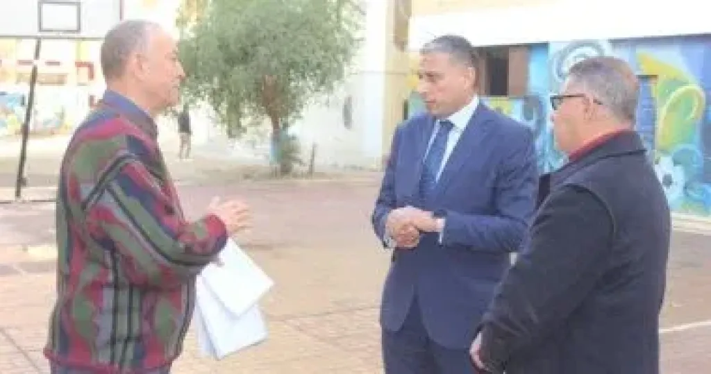 وكيل وزارة التعليم بالجيزة يتفقد أعمال المطبعة السرية فى بولاق الدكرور