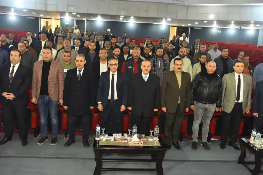 محافظ أسيوط يشهد تكريم وكلاء وموزعي شركة النيل للبترول ويشيد بتوسعاتها