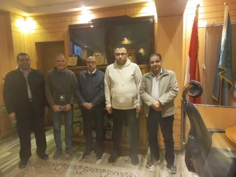 صحة أسيوط ومؤسسة ”مصر الخير” يوقعان بروتوكولاً لتوريد 10 كراسي غسيل كلوي