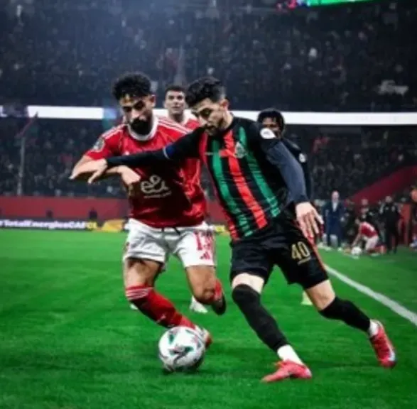 الكاف يفرض عقوبات على الجيش الملكي المغربي بعد مباراة الأهلي