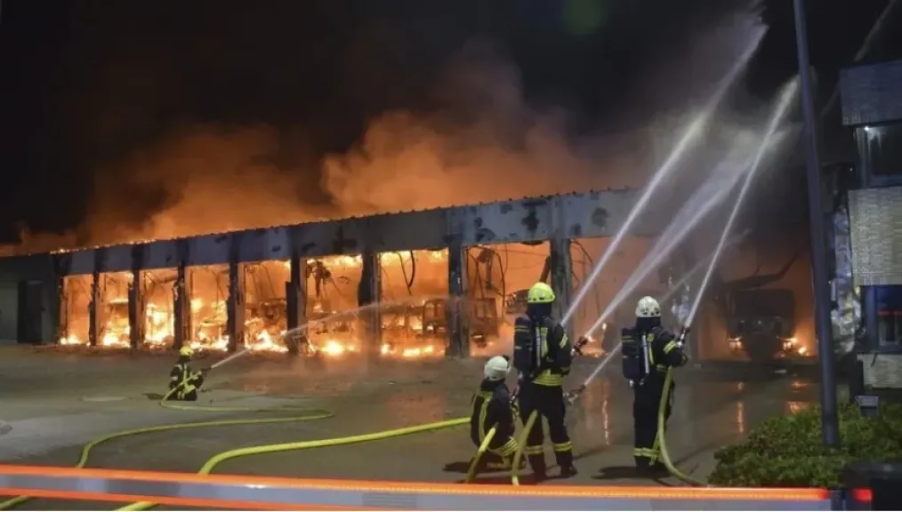 انفجار فى ألمانيا ليلة عيد الميلاد يتسبب بحريق هائل فى منشأة صناعية