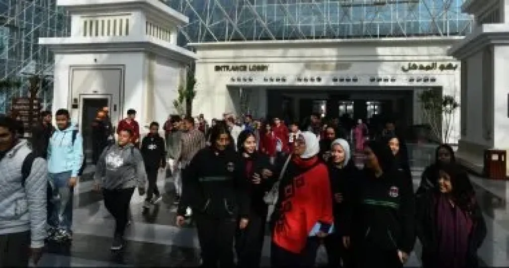 سكك حديد مصر تنظم زيارات ميدانية لطلبة المدارس بمحطة بشتيل