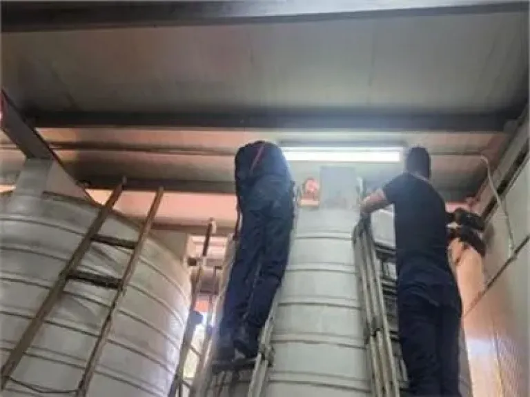 الحماية المدنية تنقذ عاملين سقطا في خزان مياه بالقاهرة