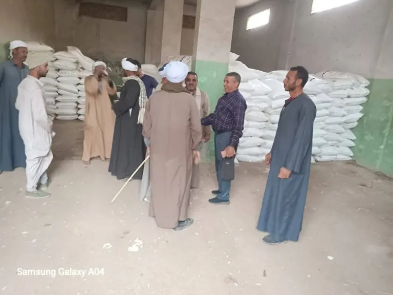 محافظ أسيوط: متابعة مستمرة لتوزيع الأسمدة وضمان وصول الدعم
