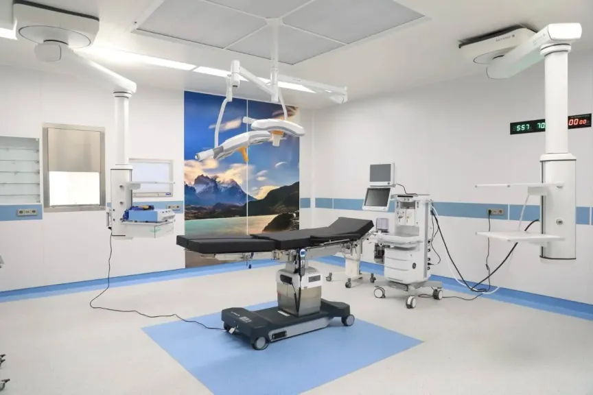 وزيران ومحافظ بورسعيد يفتتحون مستشفى جامعة بورسعيد بتكلفة مليار جنيه