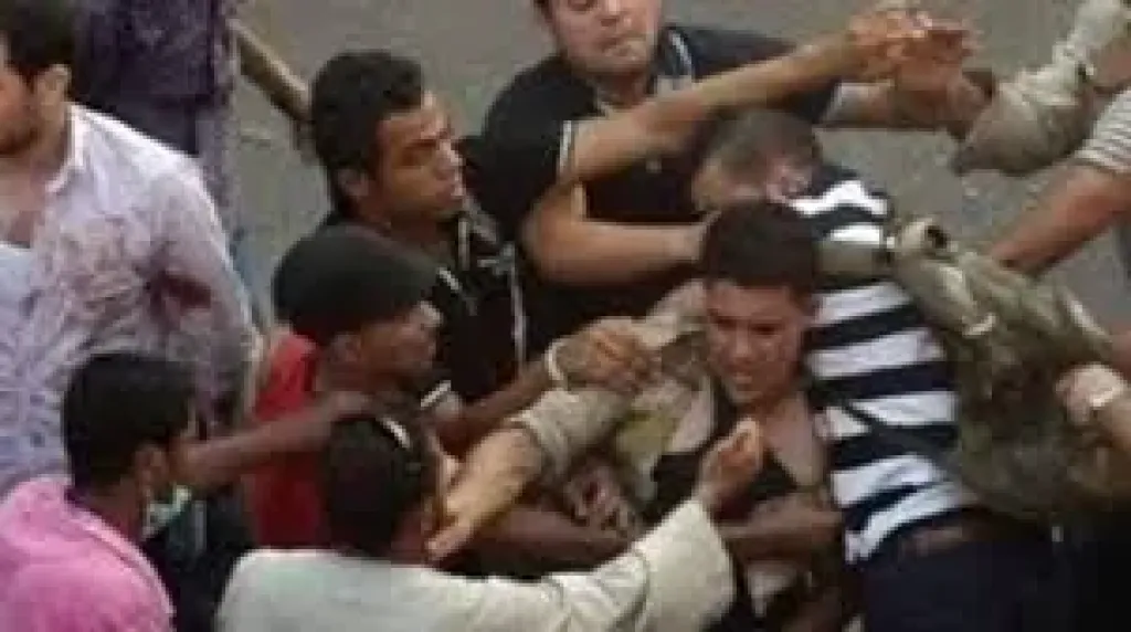 إصابة 3 أشخاص في مشاجرة بين عائلتين بالفيوم