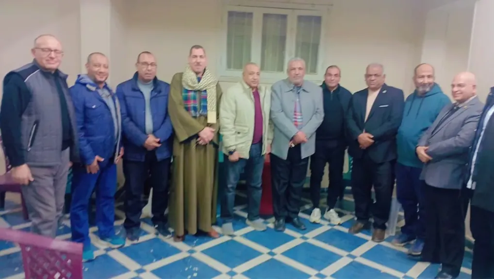 رئيس اتحاد عمال أسيوط يشارك في اجتماع اللجنة النقابية بشركة إنتاج الكهرباء بالوجه القبلي