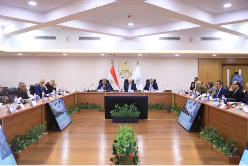 وزير التعليم العالي يترأس اجتماع المجلس الأعلى للجامعات بجامعة بورسعيد|صور