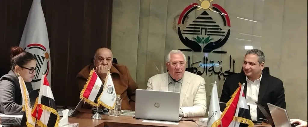 القصير يتفقد غرفة العمليات المركزية للجبهة الوطنية لمتابعة جولة الإعادة في انتخابات النواب 2025