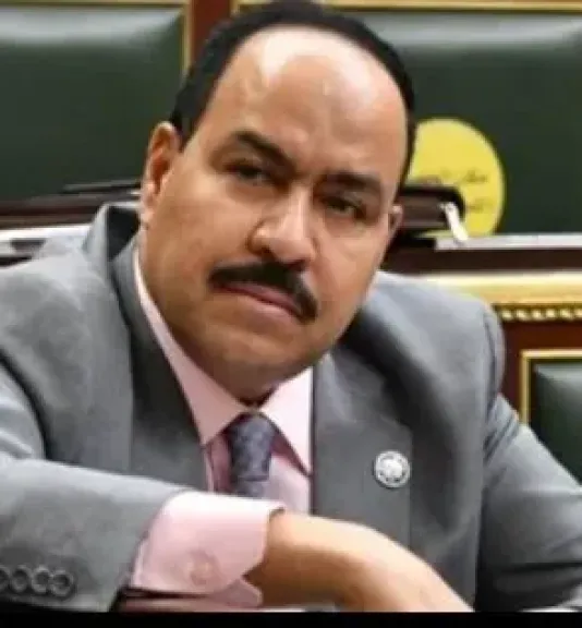 النائب أحمد قورة يكتب: ورطة ترامب في حرب بلا نهاية