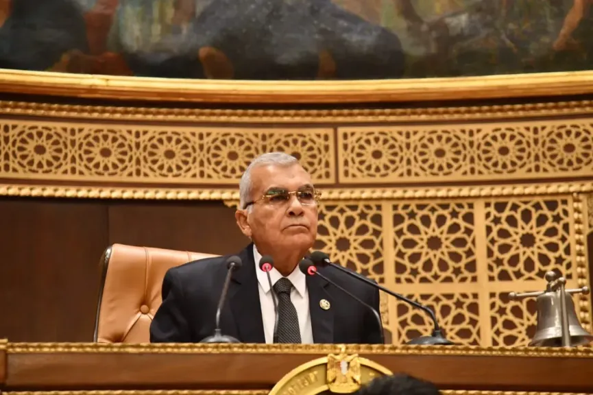 رئيس مجلس الشيوخ يهنئ الرئيس السيسي بقرب حلول العام الميلادي الجديد