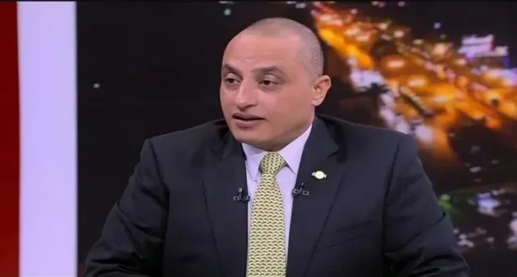 اللواء أيمن الضبع: فرض عقوبة في حال عدم التزام الراكب المجاور للسائق ارتداء حزام الأمان