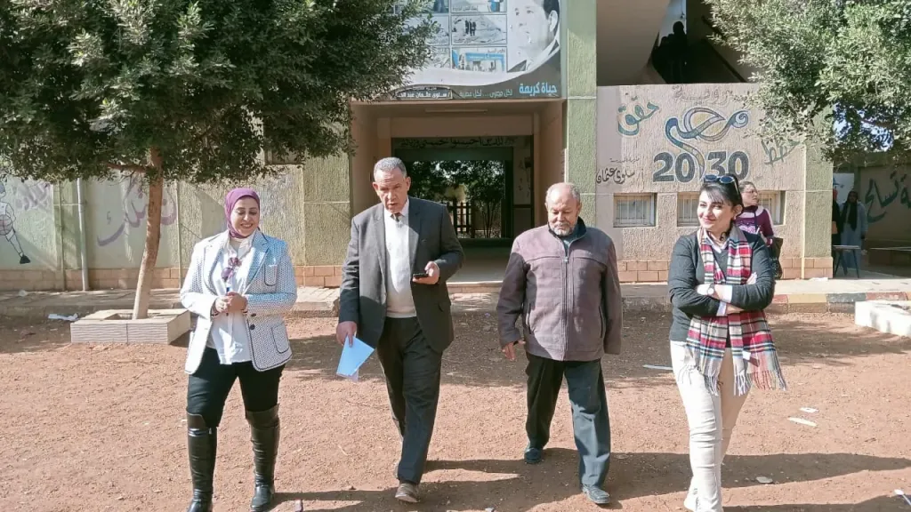 تعليم أسيوط يتفقد مدرستى 30 يونيو الرسمية والجهاد الابتدائية بحى غرب