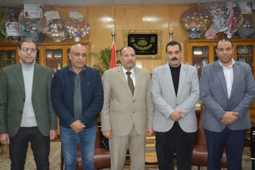 نائب رئيس جامعه الازهر يستقبل وكيل وزاره العمل لبحث التنفيذ التدريب الشباب