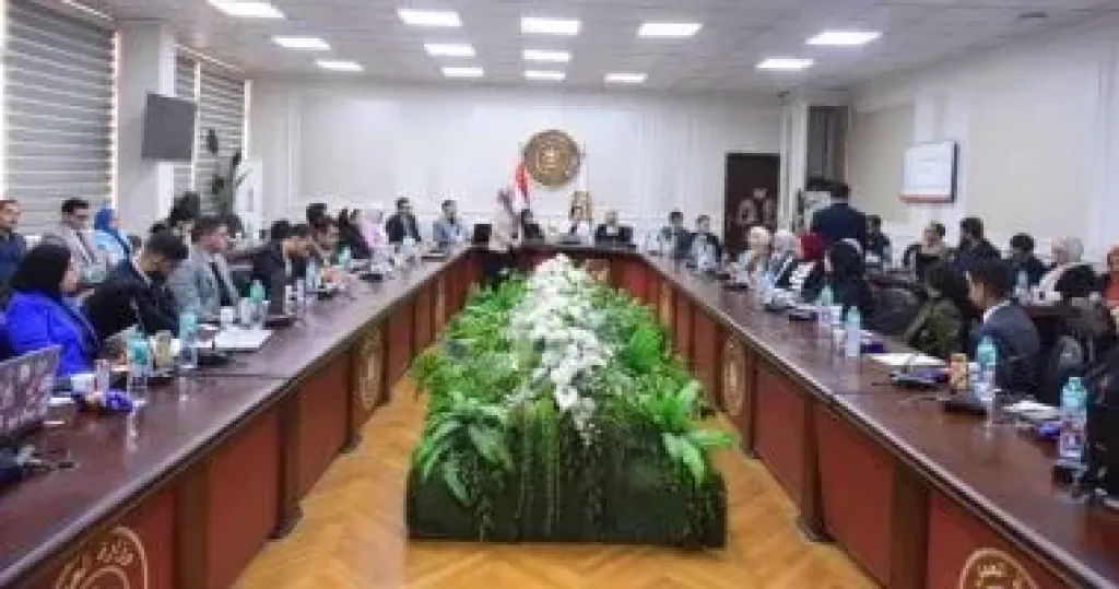 وزارة العمل تطلق الدفعة الأولى من برنامج ”سفراء العمل” بمشاركة 50 شابا وفتاة